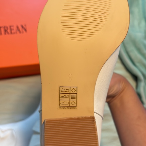 Women’s white cowboy boots - Picture 5 of 5